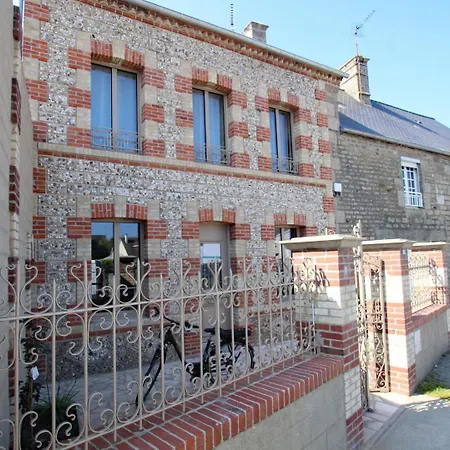 G1233 Nyaraló Barfleur